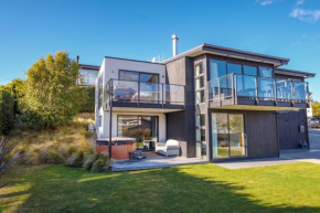 Picture Perfect - Wanaka Holiday Home